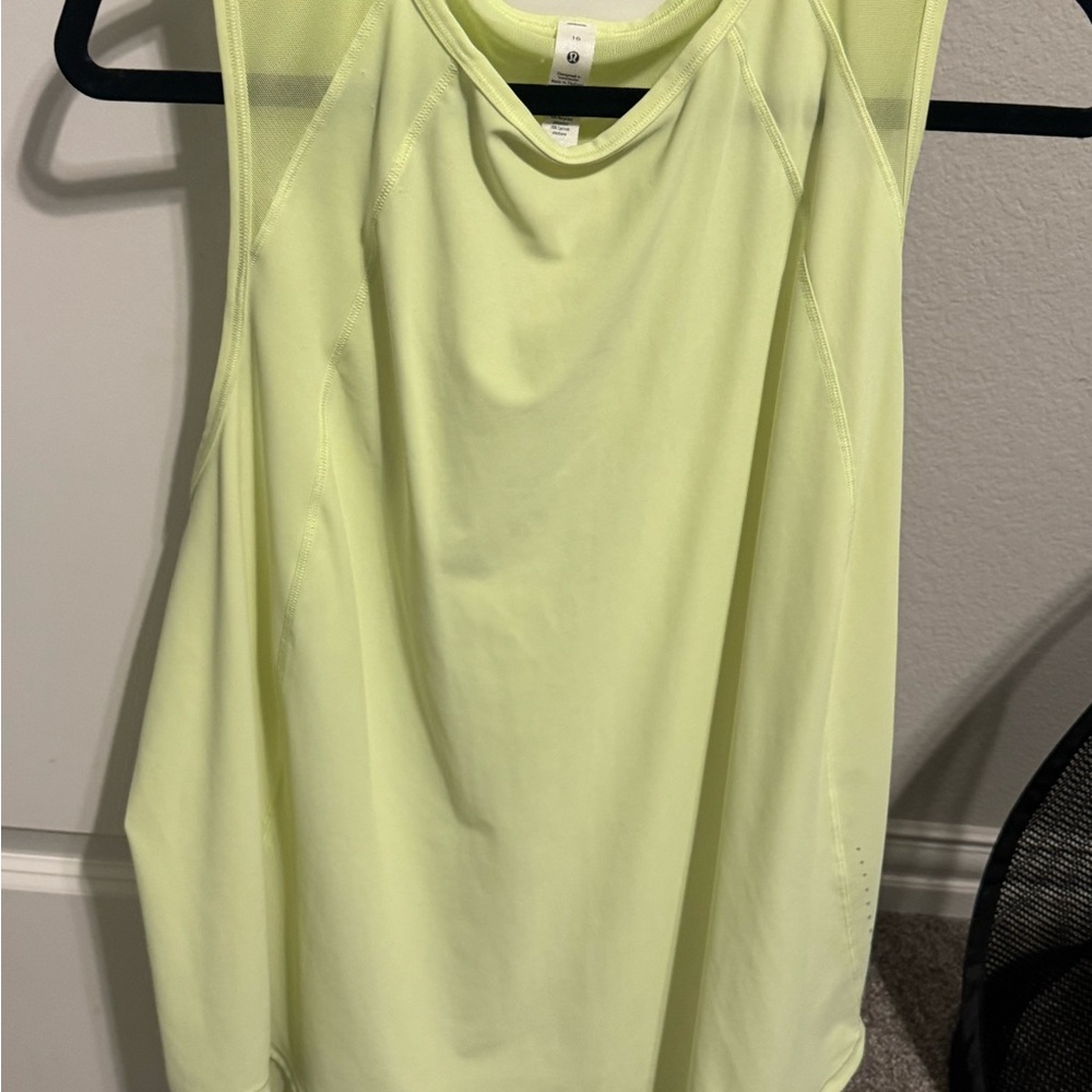 Lululemon sculpt tank size 16